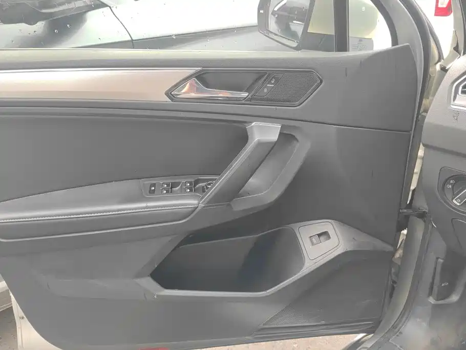Volkswagen Tiguan L 2020