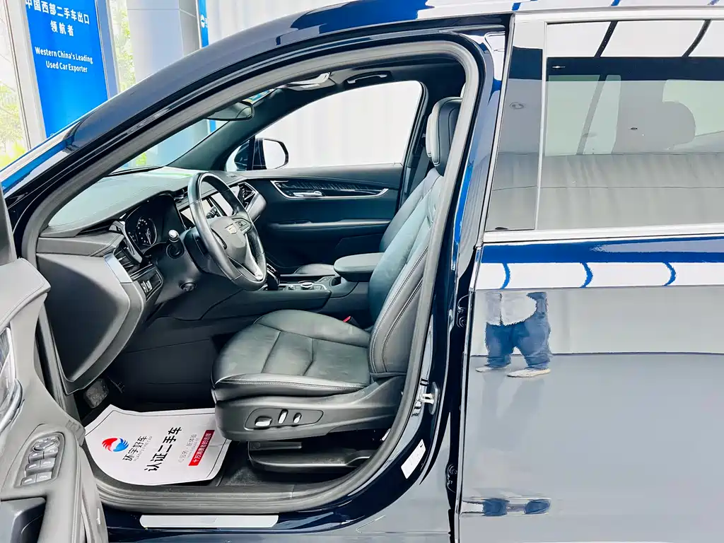 Cadillac XT6 2021 — фото 22