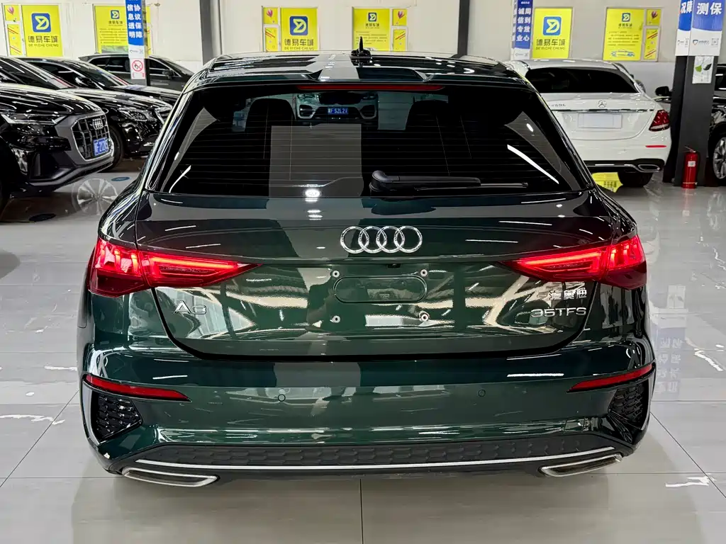 Audi A3 2023 — фото 10