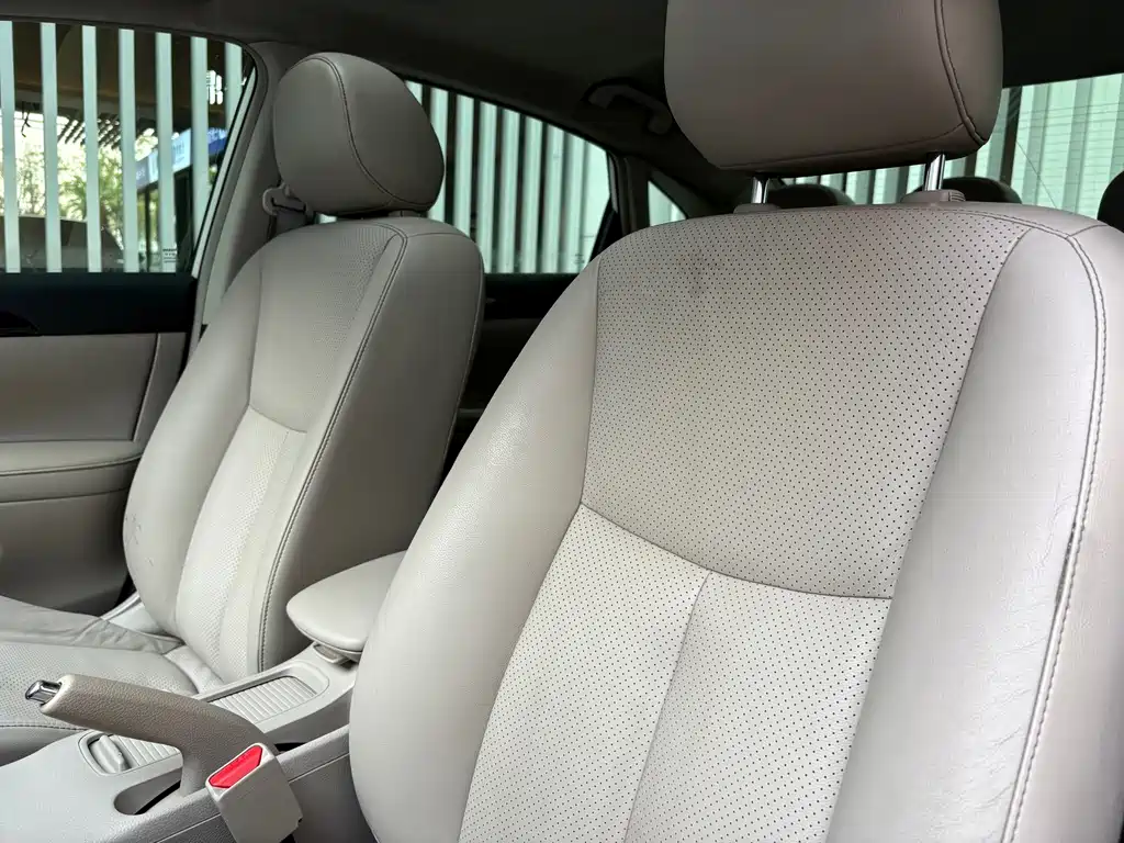 Nissan Sylphy 2017 — фото 10