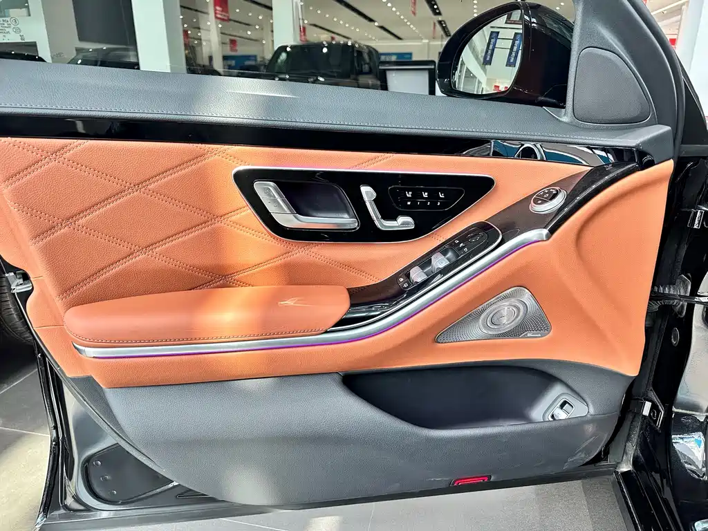 Mercedes-Benz Maybach S-Class 2022 — фото 8