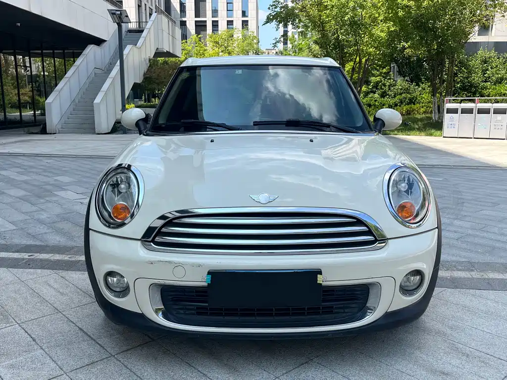 MINI Clubman 2013