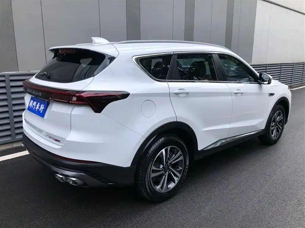 Jetour X70 PLUS 2022 — фото 14