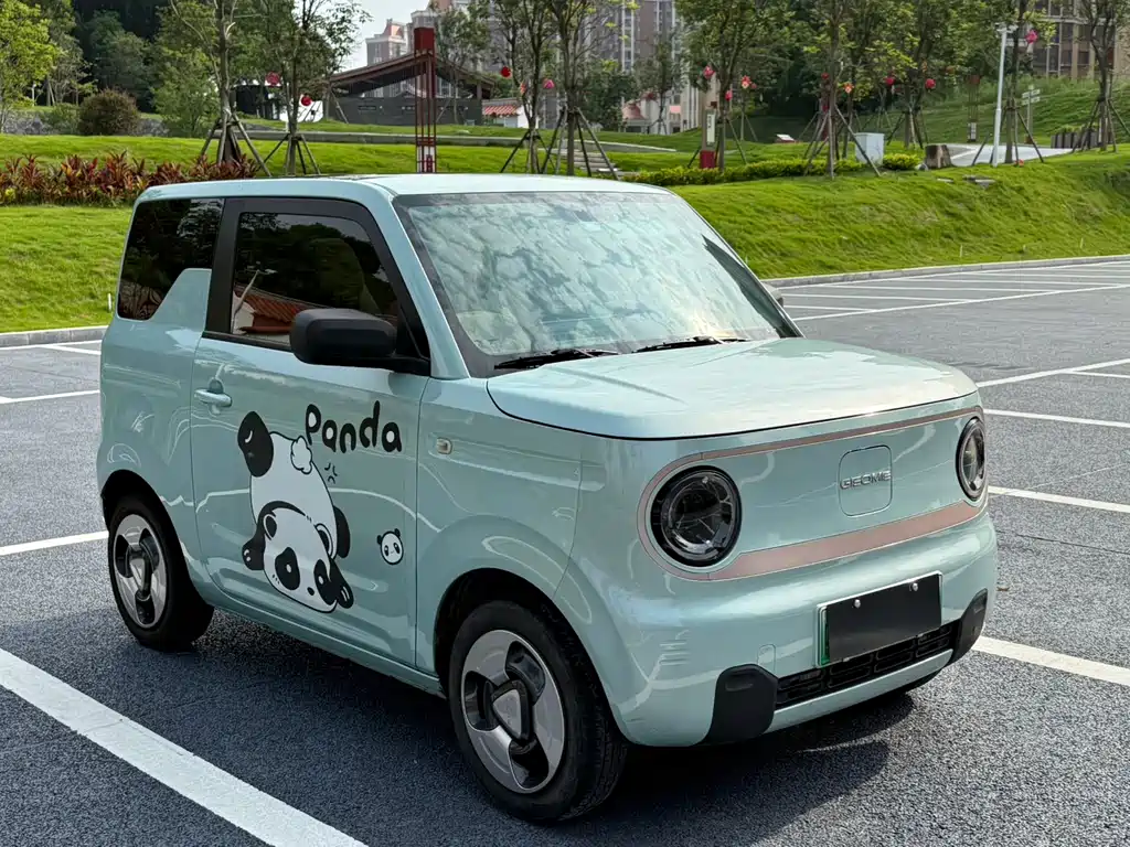 Geely Galaxy Panda 2023