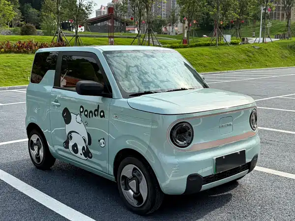 Geely Galaxy Panda 2023