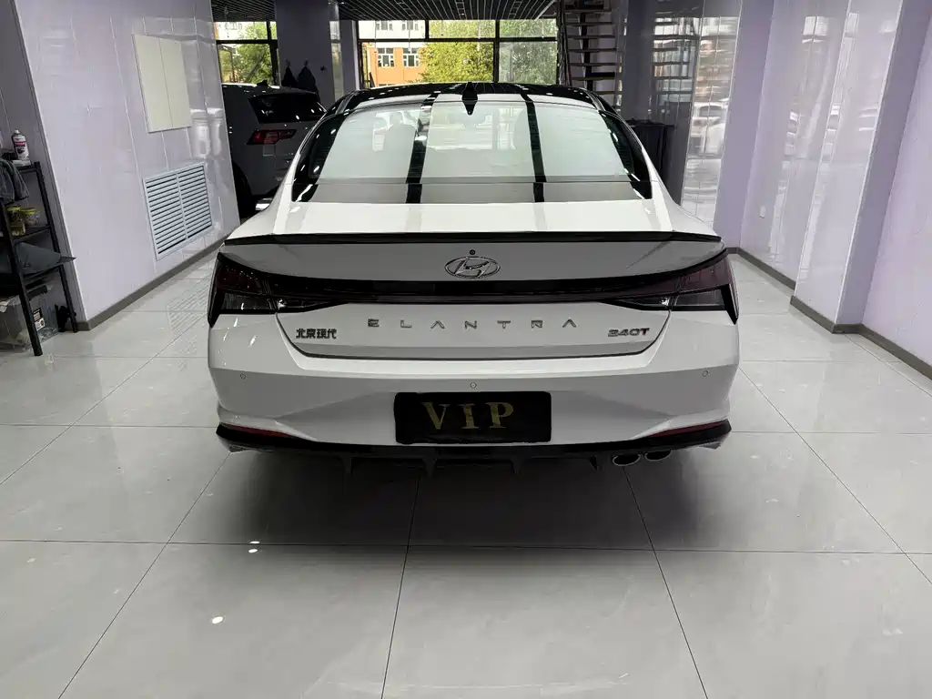 Hyundai Elantra 2021