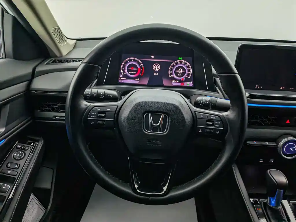 Honda Accord 2023 — фото 6
