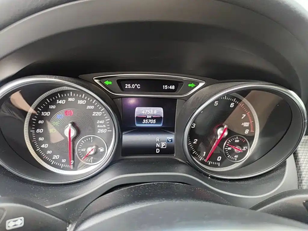 Mercedes-Benz GLA 2019 — фото 12