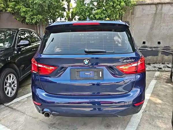 BMW 2 Series Wagon 2019