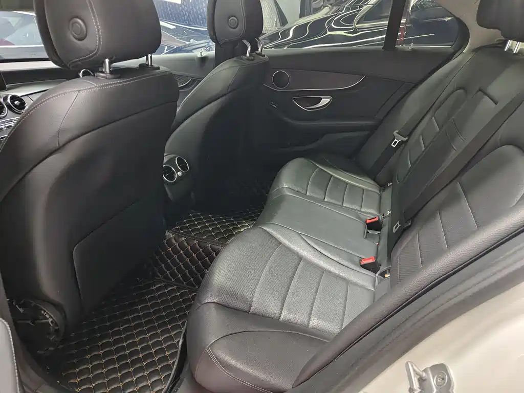 Mercedes-Benz C-Class 2015 — фото 9