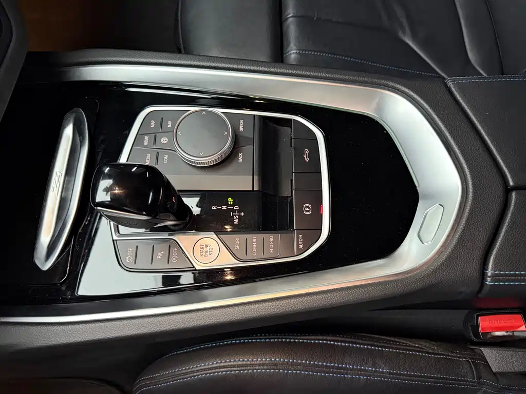 BMW Z4 2024 — фото 13