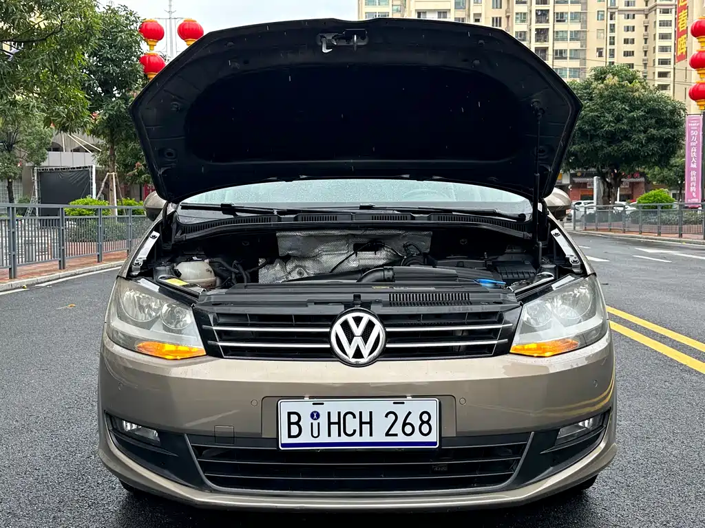 Volkswagen Sharan 2016 — фото 16