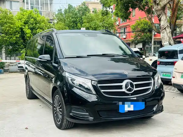 Mercedes-Benz V-Class 2020