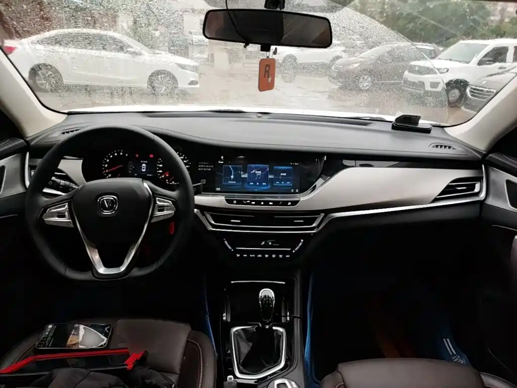 Changan CS35PLUS 2019 — фото 10