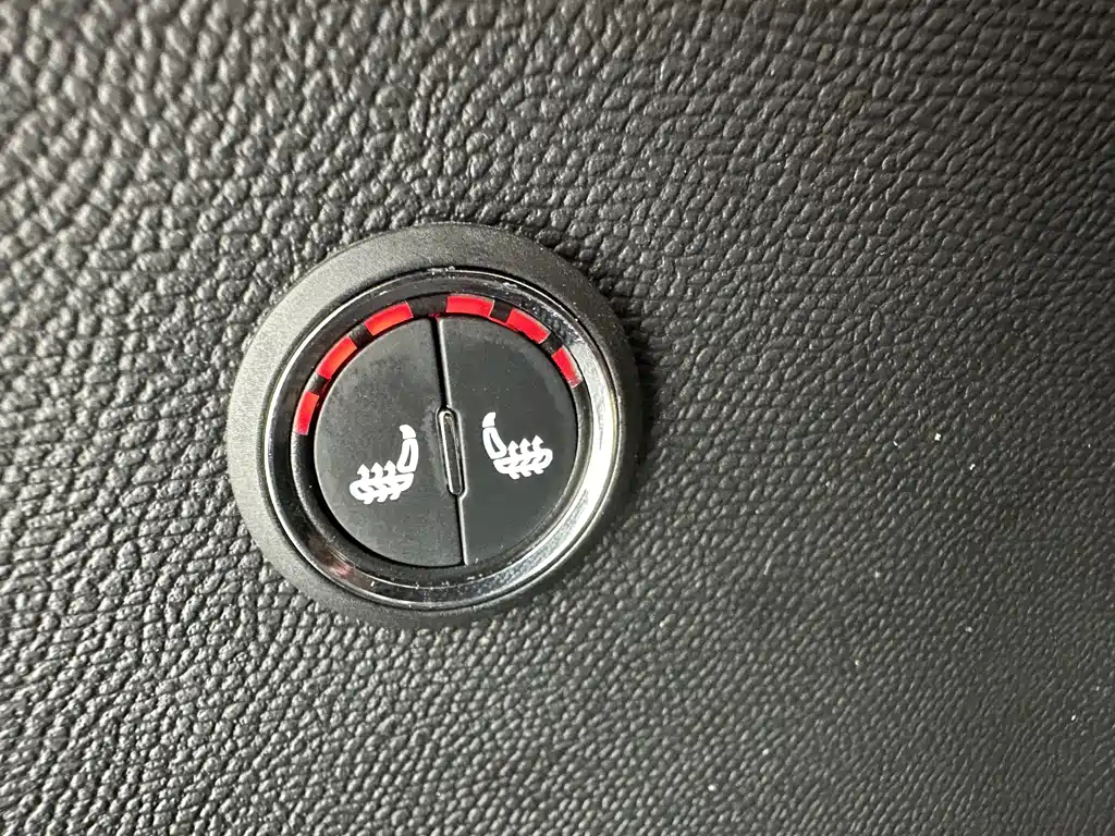 Peugeot 2008 2024 — фото 13