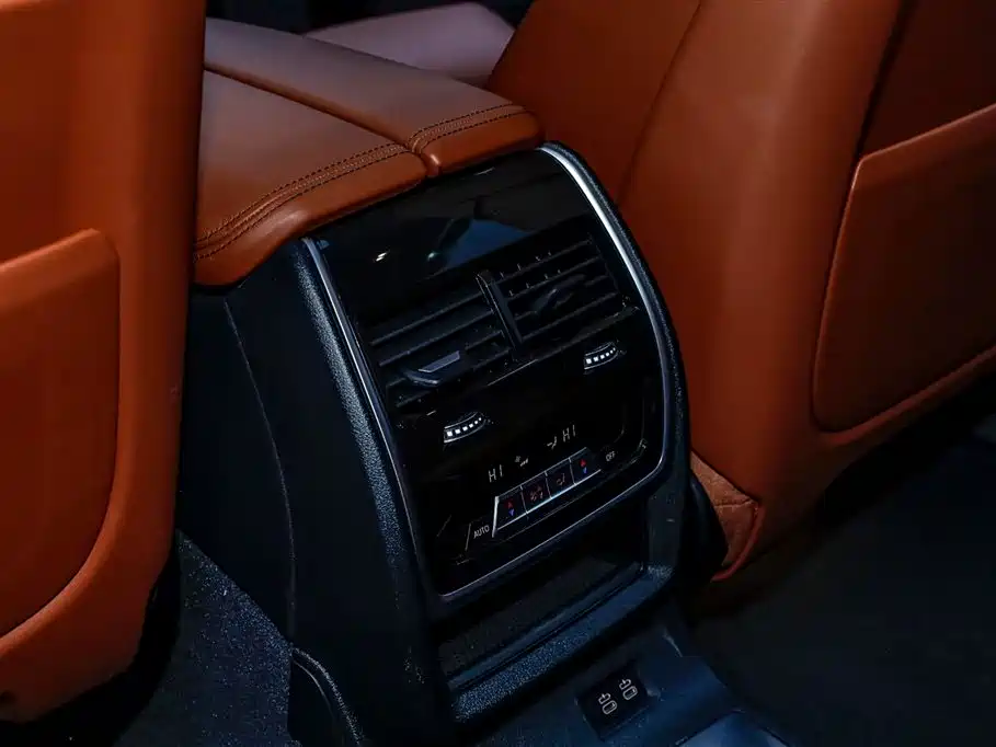 BMW X7 2023 — фото 12