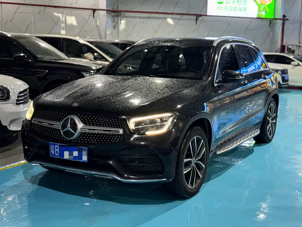 Mercedes-Benz GLC 2022 — фото 1