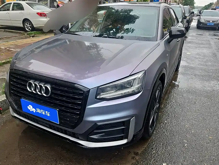 Audi Q2L 2021