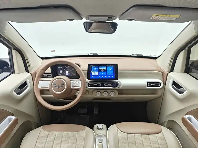 Wuling Hongguang MINIEV 2025