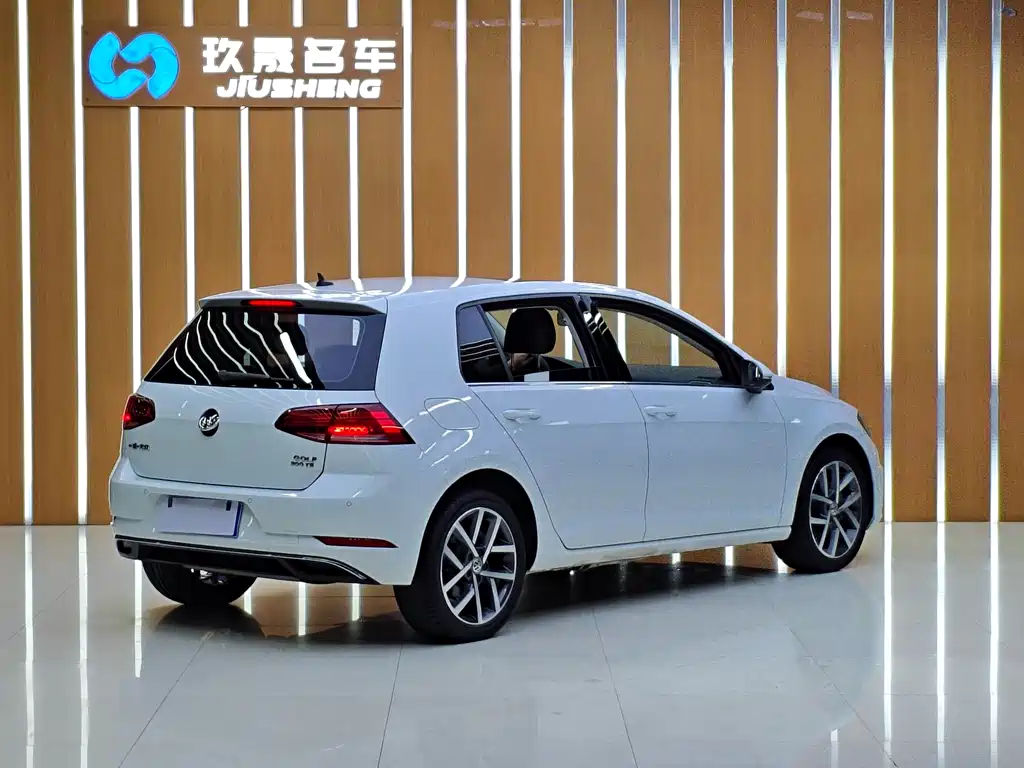 Volkswagen Golf 2020