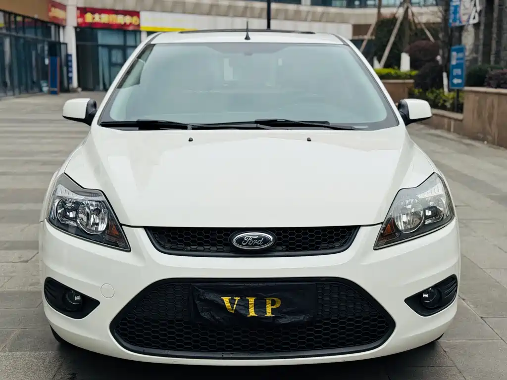 Ford Focus 2016 — фото 2