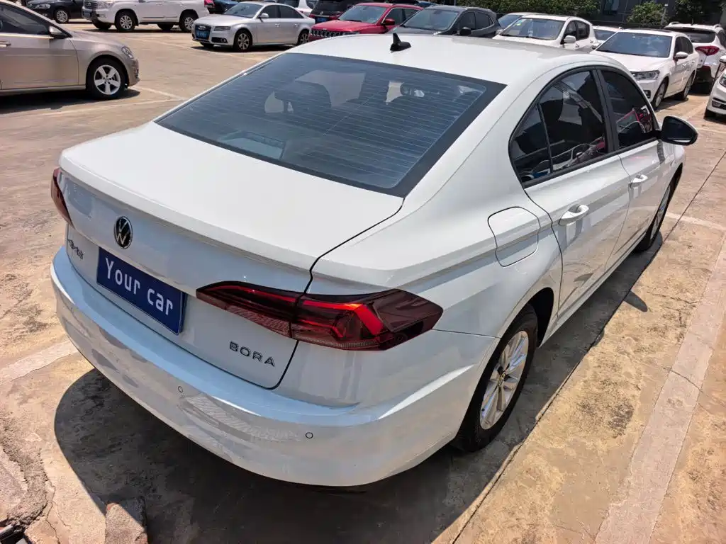 Volkswagen Bora 2022