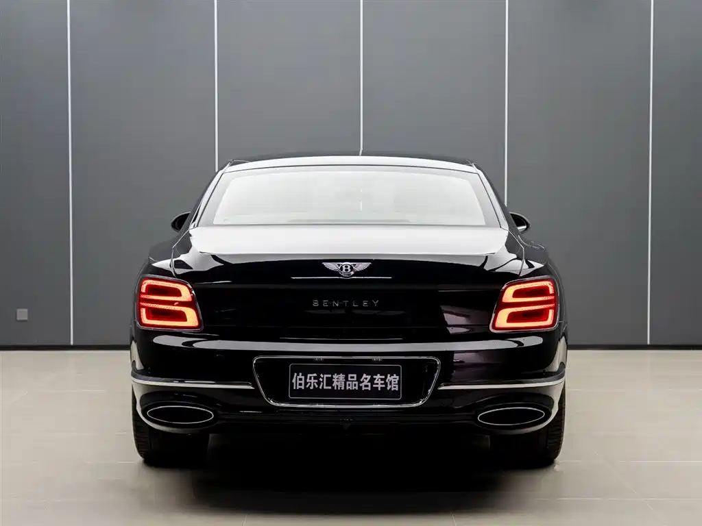 Bentley Flying Spur 2021 — фото 6