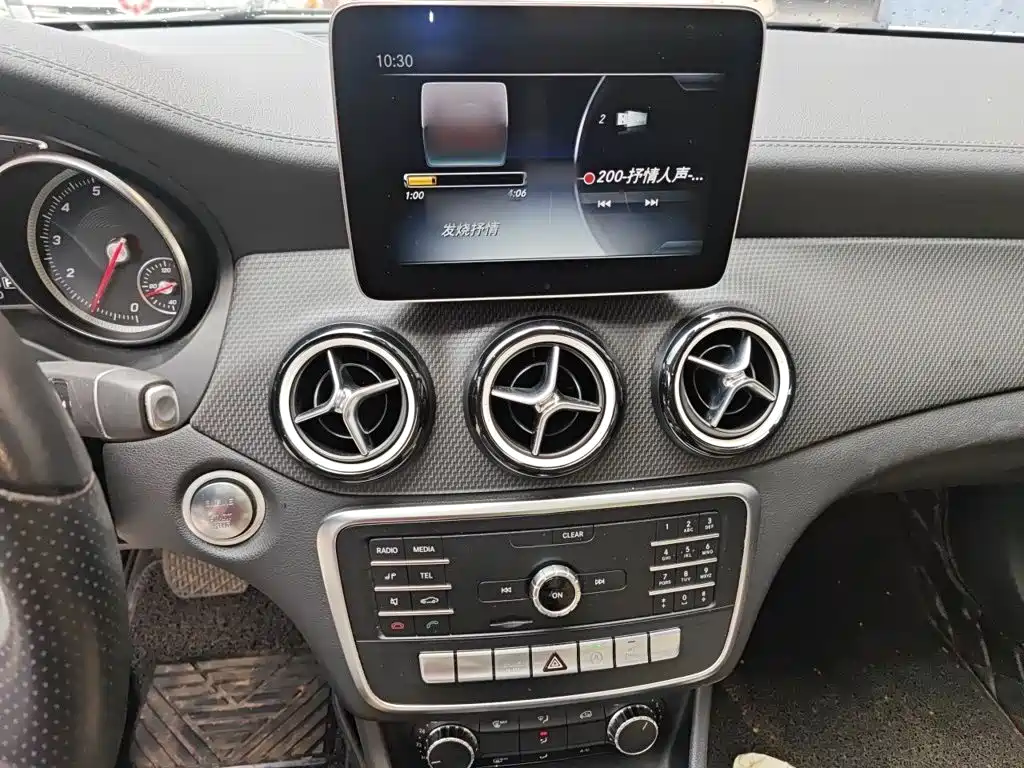 Mercedes-Benz GLA 2019