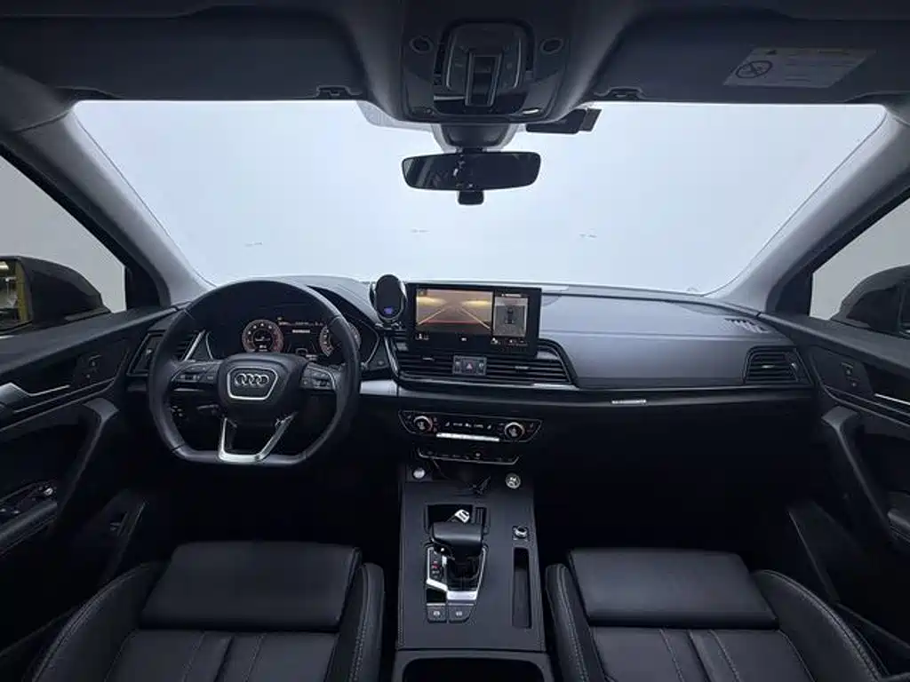 Audi Q5L 2022 — фото 13