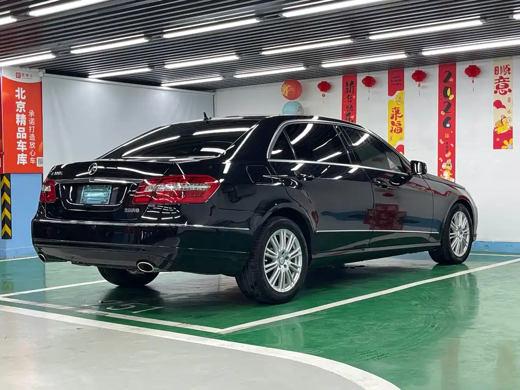 Mercedes-Benz E-Class 2012