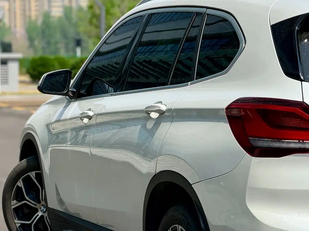BMW X1 2021 — фото 15