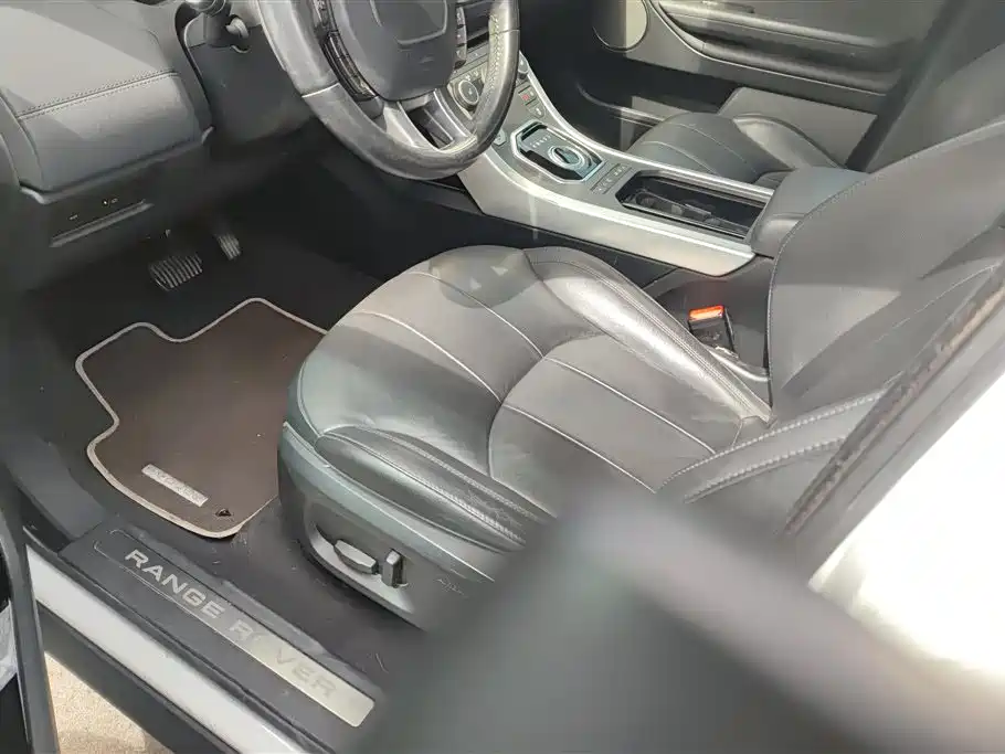 Land Rover Evoque 2016 — фото 9