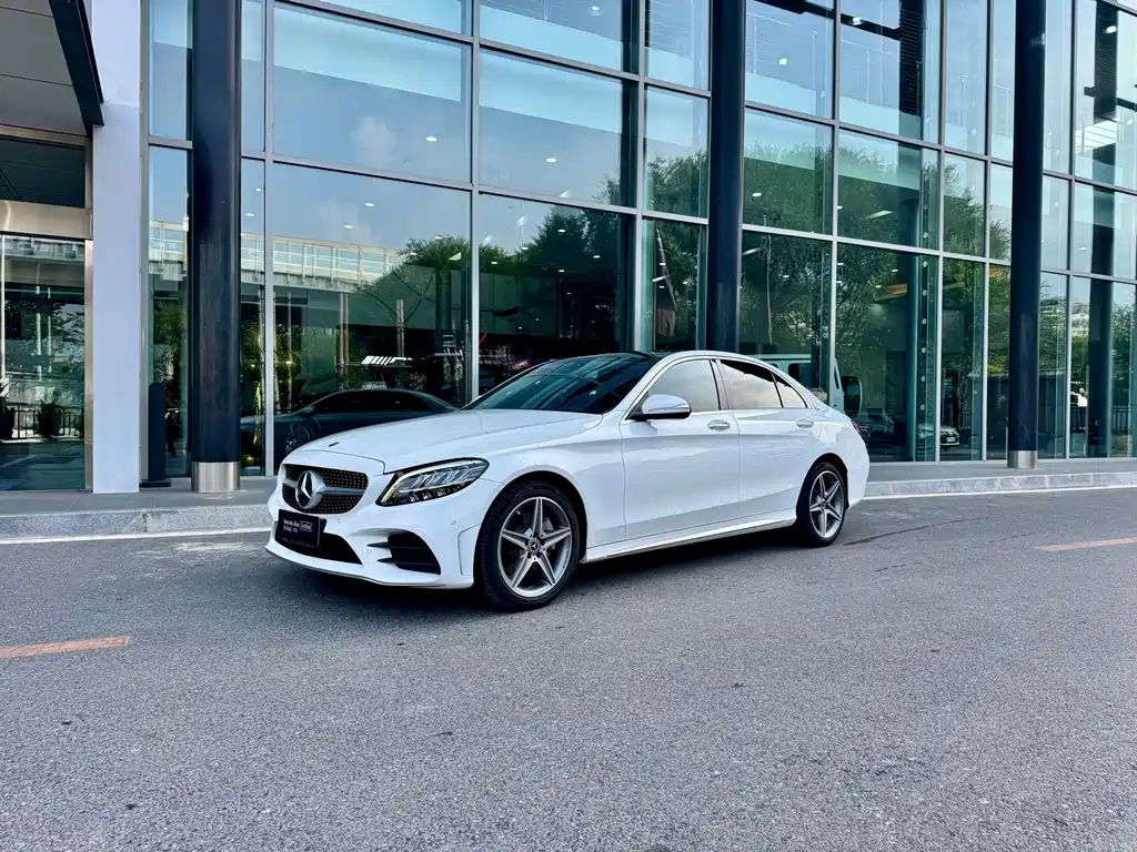 Mercedes-Benz C-Class 2019 — фото 1