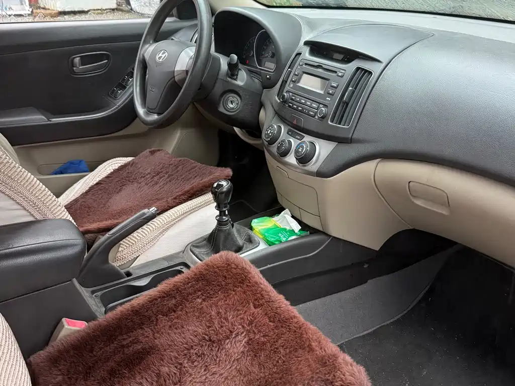 Hyundai Elantra 2013