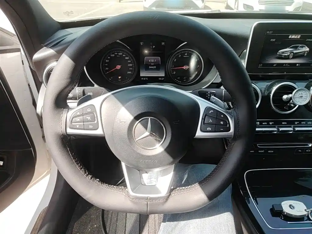 Mercedes-Benz C-Class 2018 — фото 11