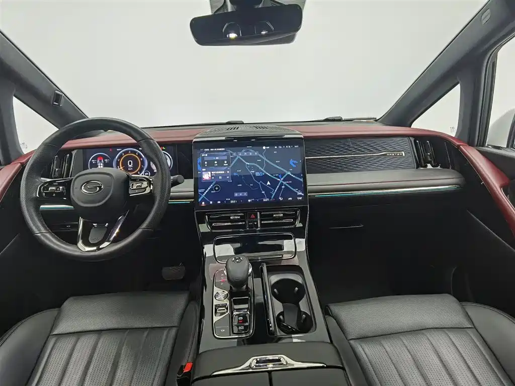 GAC Motor Trumpchi M8 2023 — фото 5