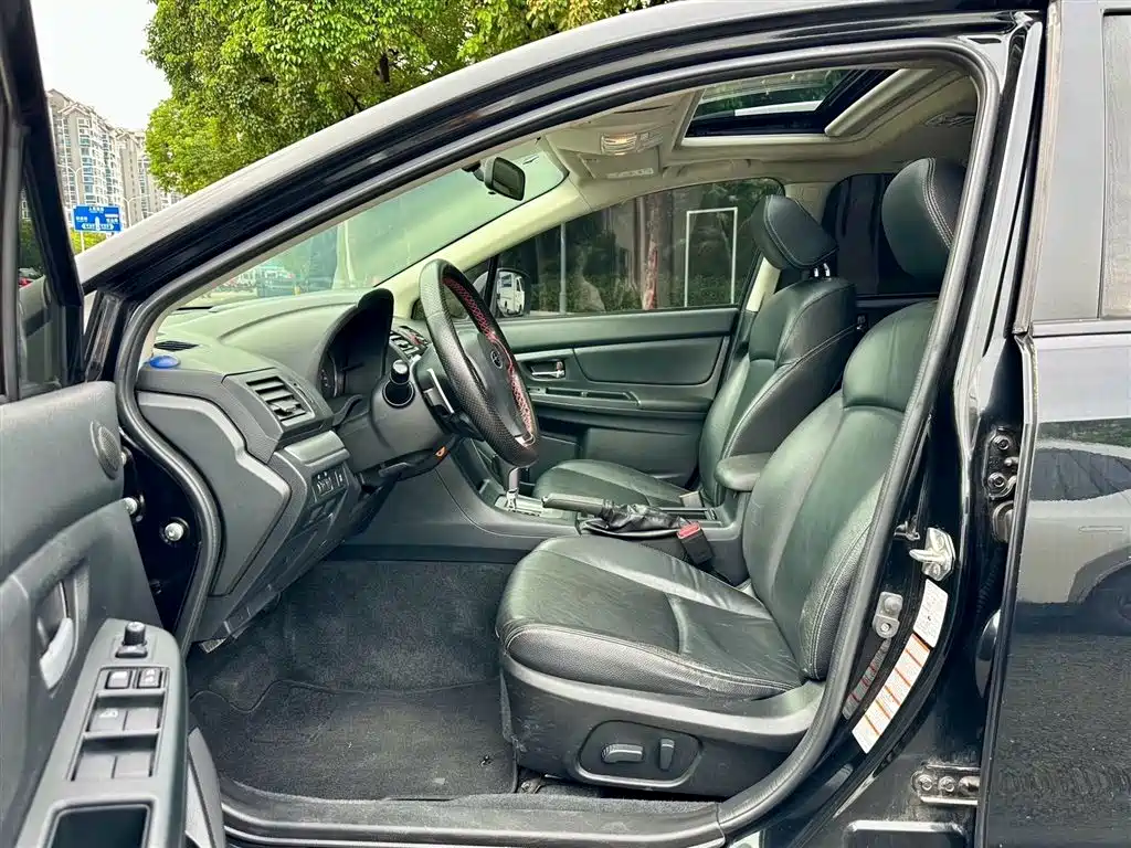Subaru XV 2015 — фото 6
