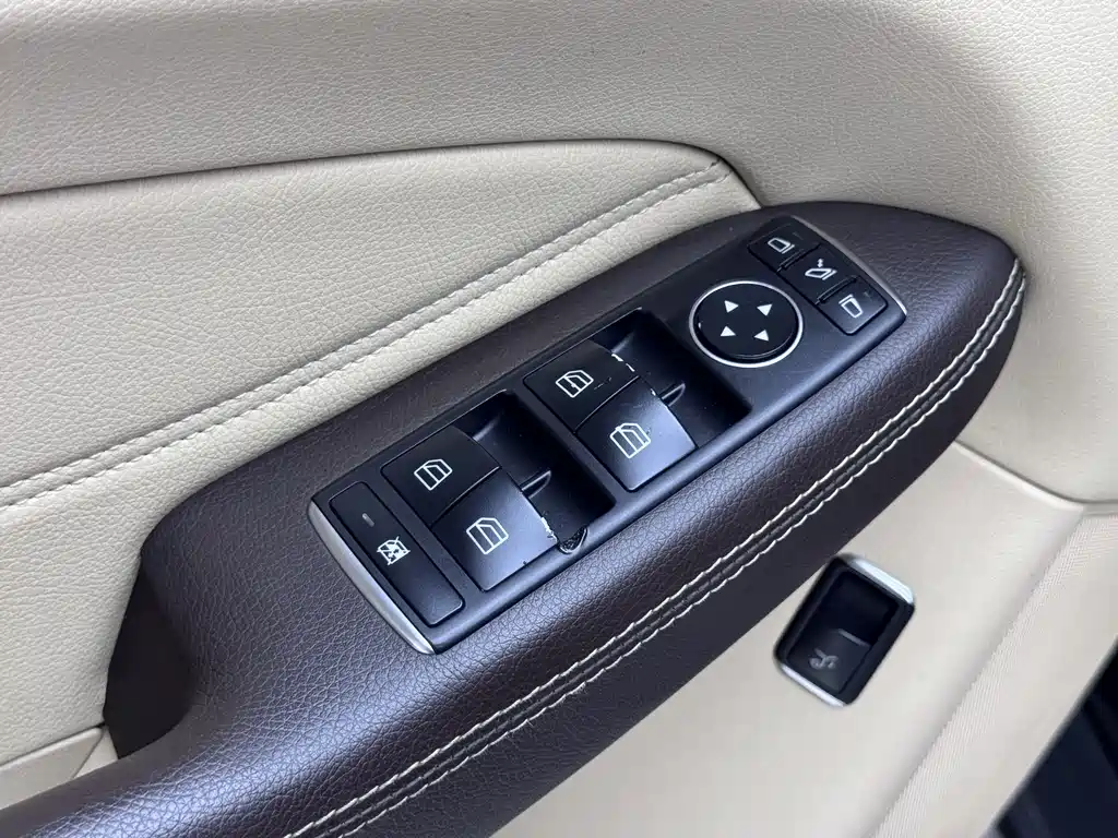 Mercedes-Benz GLE 2019 — фото 13