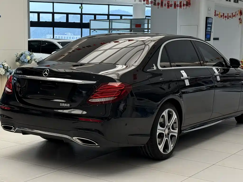 Mercedes-Benz E-Class 2017 — фото 5