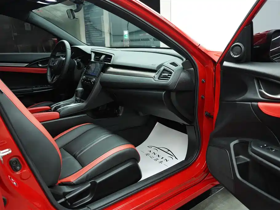 Honda Civic 2021 — фото 15