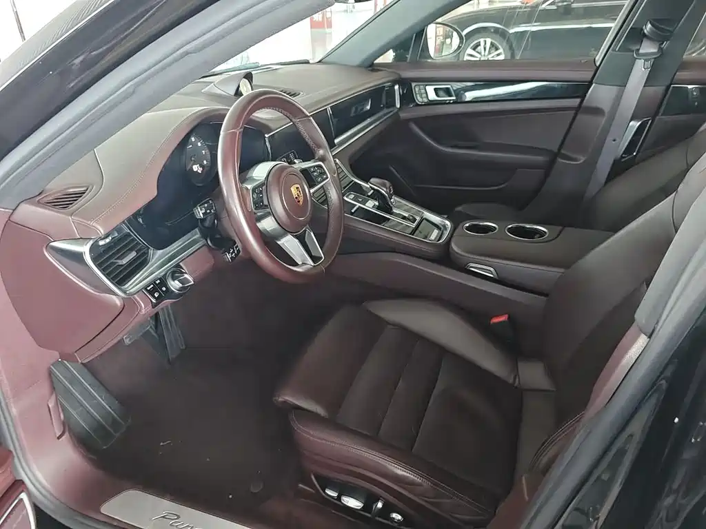 Porsche Panamera 2018