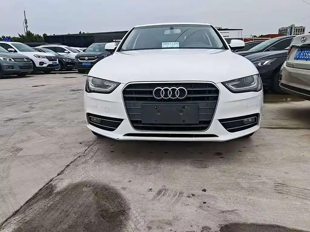 Audi A4L 2013
