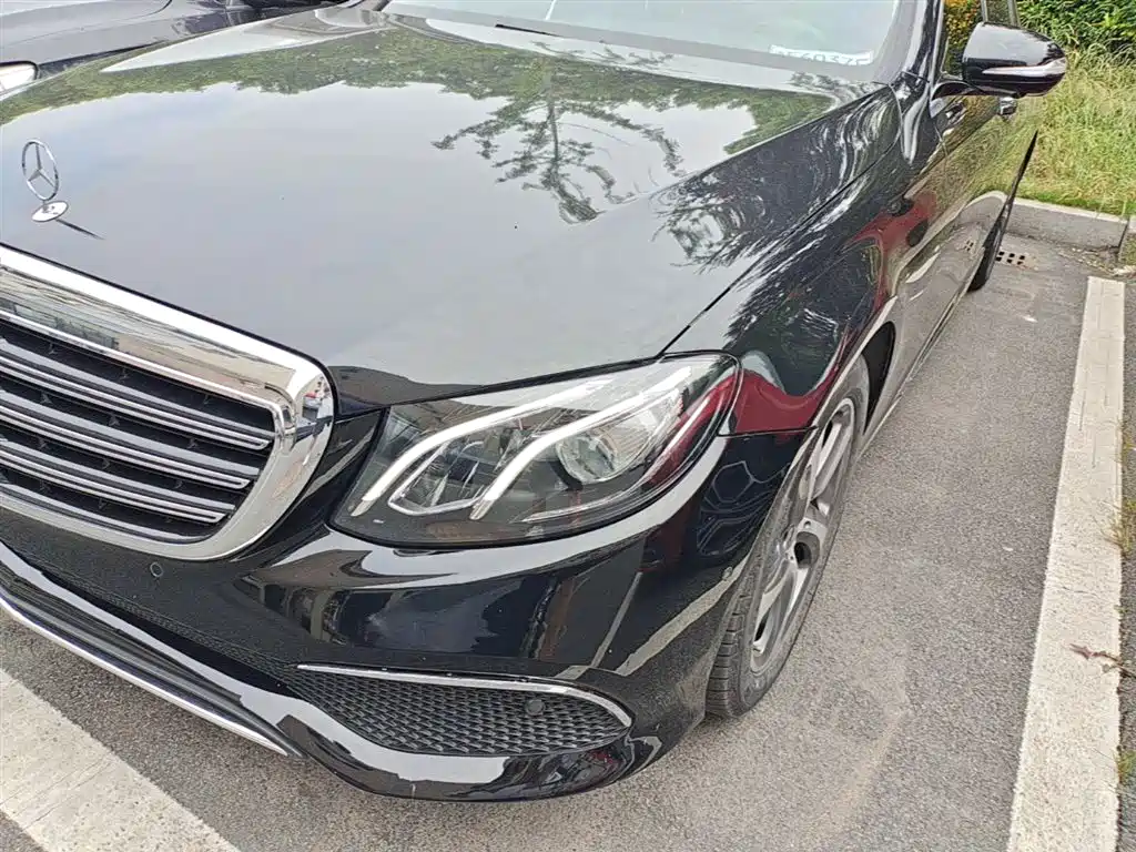 Mercedes-Benz E-Class 2018 — фото 24