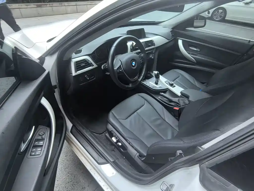 BMW 3 Series GT 2017 — фото 4