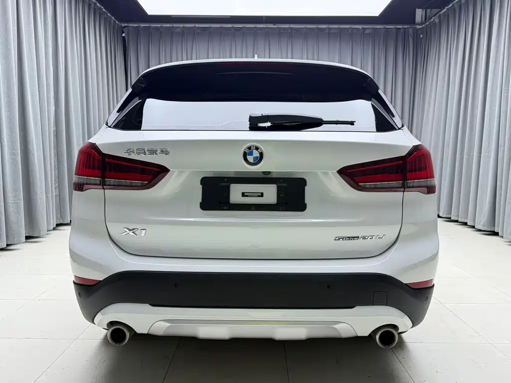 BMW X1 2022 — фото 5