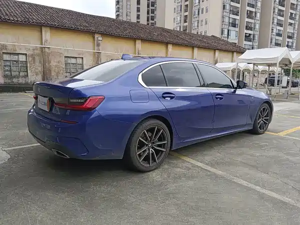 BMW 3 Series 2021