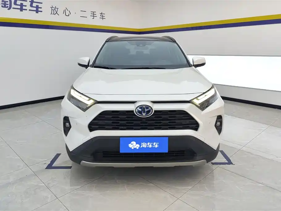 Toyota RAV4 2023 — фото 2