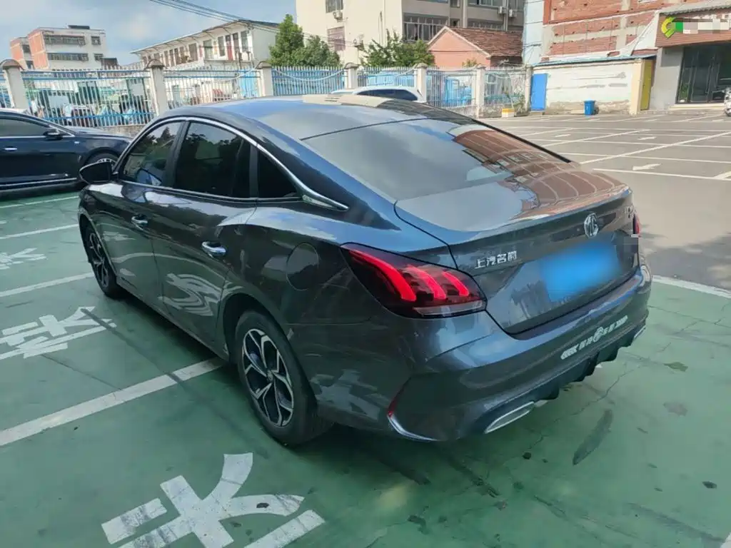 MG MG5 2022