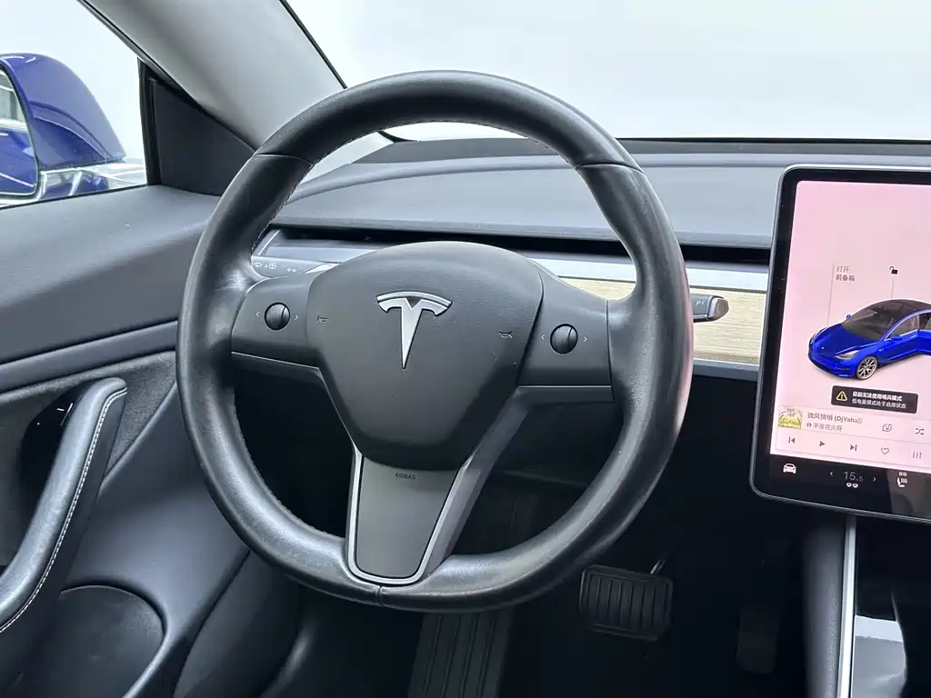 Tesla Model 3 2019 — фото 17