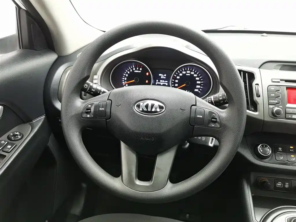 Kia Sportage 2017 — фото 11